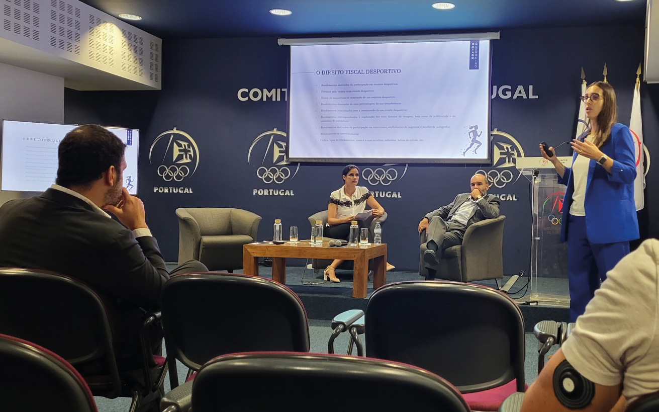 “Contratos de prestação de serviço ou de trabalho?” | Caiado Guerreiro